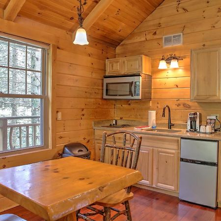 Whispering Pines Treehouse By Amish Country Lodging 米勒斯堡 外观 照片